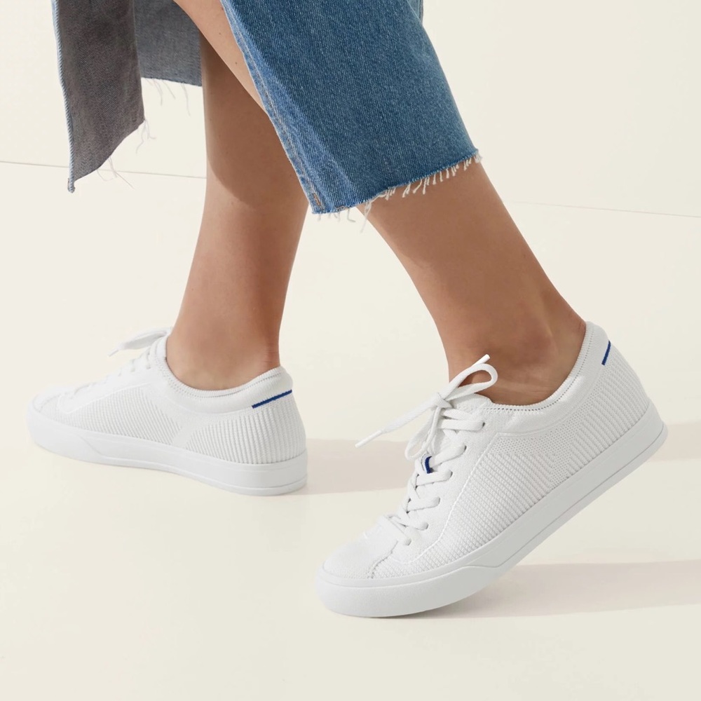 Brand New Rothy’s Lace Up Sneaker Bright White Size 9